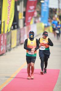 BIB: 4278
                            <button type="button" onclick="openModal(8409660)" class="btn btn-primary btn-sm float-right btn-popup" data-toggle="modal" data-target=".modal-high-quality">
                        <i class="fas fa-shopping-cart"></i> Add to Cart
                    </button>
                                            <button type="button" onclick="isThisMe(8409660, true)" class="btn btn-success btn-sm float-right btn-popup btn-isme hidden" data-toggle="tooltip" data-placement="bottom" title="นี่คือรูปของคุณใช่ไหม คลิกที่นี่เพื่อเอาเข้าอัลบั้ม">
                        <i class="fas fa-plus"></i> Add to album
                    </button>
                    <button type="button" onclick="isThisMe(8409660, false)" class="btn btn-warning btn-sm float-right btn-popup btn-isnotme hidden">
                        <i class="fas fa-ban"></i> Remove from album
                    </button>