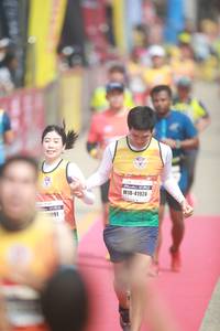 BIB: 41924, 10091
                            <button type="button" onclick="openModal(8234870)" class="btn btn-primary btn-sm float-right btn-popup" data-toggle="modal" data-target=".modal-high-quality">
                        <i class="fas fa-shopping-cart"></i> Add to Cart
                    </button>
                                            <button type="button" onclick="isThisMe(8234870, true)" class="btn btn-success btn-sm float-right btn-popup btn-isme hidden" data-toggle="tooltip" data-placement="bottom" title="นี่คือรูปของคุณใช่ไหม คลิกที่นี่เพื่อเอาเข้าอัลบั้ม">
                        <i class="fas fa-plus"></i> Add to album
                    </button>
                    <button type="button" onclick="isThisMe(8234870, false)" class="btn btn-warning btn-sm float-right btn-popup btn-isnotme hidden">
                        <i class="fas fa-ban"></i> Remove from album
                    </button>