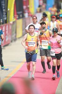 BIB: 41228, 46824, 42487
                            <button type="button" onclick="openModal(8413221)" class="btn btn-primary btn-sm float-right btn-popup" data-toggle="modal" data-target=".modal-high-quality">
                        <i class="fas fa-shopping-cart"></i> Add to Cart
                    </button>
                                            <button type="button" onclick="isThisMe(8413221, true)" class="btn btn-success btn-sm float-right btn-popup btn-isme hidden" data-toggle="tooltip" data-placement="bottom" title="นี่คือรูปของคุณใช่ไหม คลิกที่นี่เพื่อเอาเข้าอัลบั้ม">
                        <i class="fas fa-plus"></i> Add to album
                    </button>
                    <button type="button" onclick="isThisMe(8413221, false)" class="btn btn-warning btn-sm float-right btn-popup btn-isnotme hidden">
                        <i class="fas fa-ban"></i> Remove from album
                    </button>