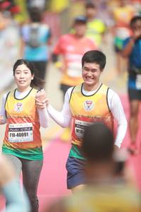 BIB: 42192, 40091
                            <button type="button" onclick="openModal(8234842)" class="btn btn-primary btn-sm float-right btn-popup" data-toggle="modal" data-target=".modal-high-quality">
                        <i class="fas fa-shopping-cart"></i> Add to Cart
                    </button>
                                            <button type="button" onclick="isThisMe(8234842, true)" class="btn btn-success btn-sm float-right btn-popup btn-isme hidden" data-toggle="tooltip" data-placement="bottom" title="นี่คือรูปของคุณใช่ไหม คลิกที่นี่เพื่อเอาเข้าอัลบั้ม">
                        <i class="fas fa-plus"></i> Add to album
                    </button>
                    <button type="button" onclick="isThisMe(8234842, false)" class="btn btn-warning btn-sm float-right btn-popup btn-isnotme hidden">
                        <i class="fas fa-ban"></i> Remove from album
                    </button>