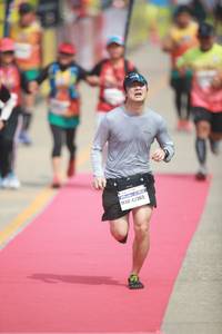 BIB: 42365
                            <button type="button" onclick="openModal(8229182)" class="btn btn-primary btn-sm float-right btn-popup" data-toggle="modal" data-target=".modal-high-quality">
                        <i class="fas fa-shopping-cart"></i> Add to Cart
                    </button>
                                            <button type="button" onclick="isThisMe(8229182, true)" class="btn btn-success btn-sm float-right btn-popup btn-isme hidden" data-toggle="tooltip" data-placement="bottom" title="นี่คือรูปของคุณใช่ไหม คลิกที่นี่เพื่อเอาเข้าอัลบั้ม">
                        <i class="fas fa-plus"></i> Add to album
                    </button>
                    <button type="button" onclick="isThisMe(8229182, false)" class="btn btn-warning btn-sm float-right btn-popup btn-isnotme hidden">
                        <i class="fas fa-ban"></i> Remove from album
                    </button>