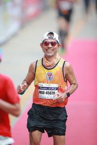 BIB: 42195, 45670
                            <button type="button" onclick="openModal(8137696)" class="btn btn-primary btn-sm float-right btn-popup" data-toggle="modal" data-target=".modal-high-quality">
                        <i class="fas fa-shopping-cart"></i> Add to Cart
                    </button>
                                            <button type="button" onclick="isThisMe(8137696, true)" class="btn btn-success btn-sm float-right btn-popup btn-isme hidden" data-toggle="tooltip" data-placement="bottom" title="นี่คือรูปของคุณใช่ไหม คลิกที่นี่เพื่อเอาเข้าอัลบั้ม">
                        <i class="fas fa-plus"></i> Add to album
                    </button>
                    <button type="button" onclick="isThisMe(8137696, false)" class="btn btn-warning btn-sm float-right btn-popup btn-isnotme hidden">
                        <i class="fas fa-ban"></i> Remove from album
                    </button>