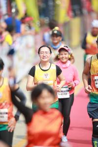 BIB: 41704
                            <button type="button" onclick="openModal(8412843)" class="btn btn-primary btn-sm float-right btn-popup" data-toggle="modal" data-target=".modal-high-quality">
                        <i class="fas fa-shopping-cart"></i> Add to Cart
                    </button>
                                            <button type="button" onclick="isThisMe(8412843, true)" class="btn btn-success btn-sm float-right btn-popup btn-isme hidden" data-toggle="tooltip" data-placement="bottom" title="นี่คือรูปของคุณใช่ไหม คลิกที่นี่เพื่อเอาเข้าอัลบั้ม">
                        <i class="fas fa-plus"></i> Add to album
                    </button>
                    <button type="button" onclick="isThisMe(8412843, false)" class="btn btn-warning btn-sm float-right btn-popup btn-isnotme hidden">
                        <i class="fas fa-ban"></i> Remove from album
                    </button>