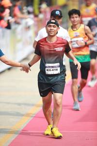 BIB: 47110
                            <button type="button" onclick="openModal(8314329)" class="btn btn-primary btn-sm float-right btn-popup" data-toggle="modal" data-target=".modal-high-quality">
                        <i class="fas fa-shopping-cart"></i> Add to Cart
                    </button>
                                            <button type="button" onclick="isThisMe(8314329, true)" class="btn btn-success btn-sm float-right btn-popup btn-isme hidden" data-toggle="tooltip" data-placement="bottom" title="นี่คือรูปของคุณใช่ไหม คลิกที่นี่เพื่อเอาเข้าอัลบั้ม">
                        <i class="fas fa-plus"></i> Add to album
                    </button>
                    <button type="button" onclick="isThisMe(8314329, false)" class="btn btn-warning btn-sm float-right btn-popup btn-isnotme hidden">
                        <i class="fas fa-ban"></i> Remove from album
                    </button>