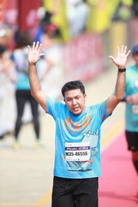 BIB: 421952, 46556
                            <button type="button" onclick="openModal(8408147)" class="btn btn-primary btn-sm float-right btn-popup" data-toggle="modal" data-target=".modal-high-quality">
                        <i class="fas fa-shopping-cart"></i> Add to Cart
                    </button>
                                            <button type="button" onclick="isThisMe(8408147, true)" class="btn btn-success btn-sm float-right btn-popup btn-isme hidden" data-toggle="tooltip" data-placement="bottom" title="นี่คือรูปของคุณใช่ไหม คลิกที่นี่เพื่อเอาเข้าอัลบั้ม">
                        <i class="fas fa-plus"></i> Add to album
                    </button>
                    <button type="button" onclick="isThisMe(8408147, false)" class="btn btn-warning btn-sm float-right btn-popup btn-isnotme hidden">
                        <i class="fas fa-ban"></i> Remove from album
                    </button>