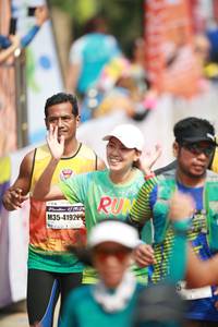 BIB: 4192
                            <button type="button" onclick="openModal(8412325)" class="btn btn-primary btn-sm float-right btn-popup" data-toggle="modal" data-target=".modal-high-quality">
                        <i class="fas fa-shopping-cart"></i> Add to Cart
                    </button>
                                            <button type="button" onclick="isThisMe(8412325, true)" class="btn btn-success btn-sm float-right btn-popup btn-isme hidden" data-toggle="tooltip" data-placement="bottom" title="นี่คือรูปของคุณใช่ไหม คลิกที่นี่เพื่อเอาเข้าอัลบั้ม">
                        <i class="fas fa-plus"></i> Add to album
                    </button>
                    <button type="button" onclick="isThisMe(8412325, false)" class="btn btn-warning btn-sm float-right btn-popup btn-isnotme hidden">
                        <i class="fas fa-ban"></i> Remove from album
                    </button>