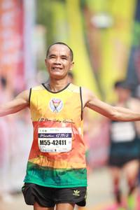 BIB: 421952, 42411
                            <button type="button" onclick="openModal(8405236)" class="btn btn-primary btn-sm float-right btn-popup" data-toggle="modal" data-target=".modal-high-quality">
                        <i class="fas fa-shopping-cart"></i> Add to Cart
                    </button>
                                            <button type="button" onclick="isThisMe(8405236, true)" class="btn btn-success btn-sm float-right btn-popup btn-isme hidden" data-toggle="tooltip" data-placement="bottom" title="นี่คือรูปของคุณใช่ไหม คลิกที่นี่เพื่อเอาเข้าอัลบั้ม">
                        <i class="fas fa-plus"></i> Add to album
                    </button>
                    <button type="button" onclick="isThisMe(8405236, false)" class="btn btn-warning btn-sm float-right btn-popup btn-isnotme hidden">
                        <i class="fas fa-ban"></i> Remove from album
                    </button>