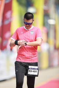 BIB: 46513
                            <button type="button" onclick="openModal(8407226)" class="btn btn-primary btn-sm float-right btn-popup" data-toggle="modal" data-target=".modal-high-quality">
                        <i class="fas fa-shopping-cart"></i> Add to Cart
                    </button>
                                            <button type="button" onclick="isThisMe(8407226, true)" class="btn btn-success btn-sm float-right btn-popup btn-isme hidden" data-toggle="tooltip" data-placement="bottom" title="นี่คือรูปของคุณใช่ไหม คลิกที่นี่เพื่อเอาเข้าอัลบั้ม">
                        <i class="fas fa-plus"></i> Add to album
                    </button>
                    <button type="button" onclick="isThisMe(8407226, false)" class="btn btn-warning btn-sm float-right btn-popup btn-isnotme hidden">
                        <i class="fas fa-ban"></i> Remove from album
                    </button>