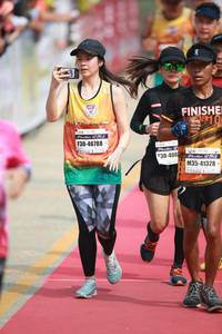 BIB: 46788, 400, 41328
                            <button type="button" onclick="openModal(8339526)" class="btn btn-primary btn-sm float-right btn-popup" data-toggle="modal" data-target=".modal-high-quality">
                        <i class="fas fa-shopping-cart"></i> Add to Cart
                    </button>
                                            <button type="button" onclick="isThisMe(8339526, true)" class="btn btn-success btn-sm float-right btn-popup btn-isme hidden" data-toggle="tooltip" data-placement="bottom" title="นี่คือรูปของคุณใช่ไหม คลิกที่นี่เพื่อเอาเข้าอัลบั้ม">
                        <i class="fas fa-plus"></i> Add to album
                    </button>
                    <button type="button" onclick="isThisMe(8339526, false)" class="btn btn-warning btn-sm float-right btn-popup btn-isnotme hidden">
                        <i class="fas fa-ban"></i> Remove from album
                    </button>