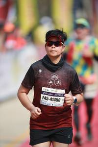 BIB: 195, 41450
                            <button type="button" onclick="openModal(8404046)" class="btn btn-primary btn-sm float-right btn-popup" data-toggle="modal" data-target=".modal-high-quality">
                        <i class="fas fa-shopping-cart"></i> Add to Cart
                    </button>
                                            <button type="button" onclick="isThisMe(8404046, true)" class="btn btn-success btn-sm float-right btn-popup btn-isme hidden" data-toggle="tooltip" data-placement="bottom" title="นี่คือรูปของคุณใช่ไหม คลิกที่นี่เพื่อเอาเข้าอัลบั้ม">
                        <i class="fas fa-plus"></i> Add to album
                    </button>
                    <button type="button" onclick="isThisMe(8404046, false)" class="btn btn-warning btn-sm float-right btn-popup btn-isnotme hidden">
                        <i class="fas fa-ban"></i> Remove from album
                    </button>