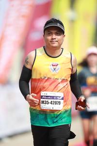 BIB: 4219, 42079
                            <button type="button" onclick="openModal(8406064)" class="btn btn-primary btn-sm float-right btn-popup" data-toggle="modal" data-target=".modal-high-quality">
                        <i class="fas fa-shopping-cart"></i> Add to Cart
                    </button>
                                            <button type="button" onclick="isThisMe(8406064, true)" class="btn btn-success btn-sm float-right btn-popup btn-isme hidden" data-toggle="tooltip" data-placement="bottom" title="นี่คือรูปของคุณใช่ไหม คลิกที่นี่เพื่อเอาเข้าอัลบั้ม">
                        <i class="fas fa-plus"></i> Add to album
                    </button>
                    <button type="button" onclick="isThisMe(8406064, false)" class="btn btn-warning btn-sm float-right btn-popup btn-isnotme hidden">
                        <i class="fas fa-ban"></i> Remove from album
                    </button>