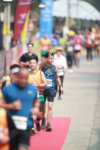 BIB: 451
                            <button type="button" onclick="openModal(8409754)" class="btn btn-primary btn-sm float-right btn-popup" data-toggle="modal" data-target=".modal-high-quality">
                        <i class="fas fa-shopping-cart"></i> Add to Cart
                    </button>
                                            <button type="button" onclick="isThisMe(8409754, true)" class="btn btn-success btn-sm float-right btn-popup btn-isme hidden" data-toggle="tooltip" data-placement="bottom" title="นี่คือรูปของคุณใช่ไหม คลิกที่นี่เพื่อเอาเข้าอัลบั้ม">
                        <i class="fas fa-plus"></i> Add to album
                    </button>
                    <button type="button" onclick="isThisMe(8409754, false)" class="btn btn-warning btn-sm float-right btn-popup btn-isnotme hidden">
                        <i class="fas fa-ban"></i> Remove from album
                    </button>