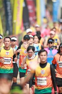 BIB: 40780
                            <button type="button" onclick="openModal(8412529)" class="btn btn-primary btn-sm float-right btn-popup" data-toggle="modal" data-target=".modal-high-quality">
                        <i class="fas fa-shopping-cart"></i> Add to Cart
                    </button>
                                            <button type="button" onclick="isThisMe(8412529, true)" class="btn btn-success btn-sm float-right btn-popup btn-isme hidden" data-toggle="tooltip" data-placement="bottom" title="นี่คือรูปของคุณใช่ไหม คลิกที่นี่เพื่อเอาเข้าอัลบั้ม">
                        <i class="fas fa-plus"></i> Add to album
                    </button>
                    <button type="button" onclick="isThisMe(8412529, false)" class="btn btn-warning btn-sm float-right btn-popup btn-isnotme hidden">
                        <i class="fas fa-ban"></i> Remove from album
                    </button>