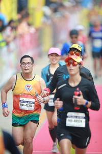 BIB: 42762, 48134
                            <button type="button" onclick="openModal(8149630)" class="btn btn-primary btn-sm float-right btn-popup" data-toggle="modal" data-target=".modal-high-quality">
                        <i class="fas fa-shopping-cart"></i> Add to Cart
                    </button>
                                            <button type="button" onclick="isThisMe(8149630, true)" class="btn btn-success btn-sm float-right btn-popup btn-isme hidden" data-toggle="tooltip" data-placement="bottom" title="นี่คือรูปของคุณใช่ไหม คลิกที่นี่เพื่อเอาเข้าอัลบั้ม">
                        <i class="fas fa-plus"></i> Add to album
                    </button>
                    <button type="button" onclick="isThisMe(8149630, false)" class="btn btn-warning btn-sm float-right btn-popup btn-isnotme hidden">
                        <i class="fas fa-ban"></i> Remove from album
                    </button>