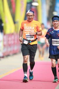 BIB: 42108, 4599
                            <button type="button" onclick="openModal(8405194)" class="btn btn-primary btn-sm float-right btn-popup" data-toggle="modal" data-target=".modal-high-quality">
                        <i class="fas fa-shopping-cart"></i> Add to Cart
                    </button>
                                            <button type="button" onclick="isThisMe(8405194, true)" class="btn btn-success btn-sm float-right btn-popup btn-isme hidden" data-toggle="tooltip" data-placement="bottom" title="นี่คือรูปของคุณใช่ไหม คลิกที่นี่เพื่อเอาเข้าอัลบั้ม">
                        <i class="fas fa-plus"></i> Add to album
                    </button>
                    <button type="button" onclick="isThisMe(8405194, false)" class="btn btn-warning btn-sm float-right btn-popup btn-isnotme hidden">
                        <i class="fas fa-ban"></i> Remove from album
                    </button>