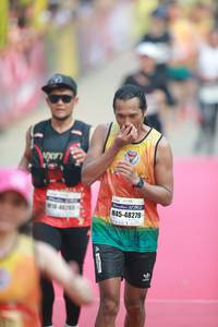 BIB: 46263, 48279
                            <button type="button" onclick="openModal(8157948)" class="btn btn-primary btn-sm float-right btn-popup" data-toggle="modal" data-target=".modal-high-quality">
                        <i class="fas fa-shopping-cart"></i> Add to Cart
                    </button>
                                            <button type="button" onclick="isThisMe(8157948, true)" class="btn btn-success btn-sm float-right btn-popup btn-isme hidden" data-toggle="tooltip" data-placement="bottom" title="นี่คือรูปของคุณใช่ไหม คลิกที่นี่เพื่อเอาเข้าอัลบั้ม">
                        <i class="fas fa-plus"></i> Add to album
                    </button>
                    <button type="button" onclick="isThisMe(8157948, false)" class="btn btn-warning btn-sm float-right btn-popup btn-isnotme hidden">
                        <i class="fas fa-ban"></i> Remove from album
                    </button>