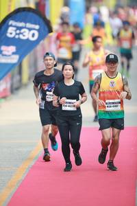 BIB: 530, 41457, 40229
                            <button type="button" onclick="openModal(8209218)" class="btn btn-primary btn-sm float-right btn-popup" data-toggle="modal" data-target=".modal-high-quality">
                        <i class="fas fa-shopping-cart"></i> Add to Cart
                    </button>
                                            <button type="button" onclick="isThisMe(8209218, true)" class="btn btn-success btn-sm float-right btn-popup btn-isme hidden" data-toggle="tooltip" data-placement="bottom" title="นี่คือรูปของคุณใช่ไหม คลิกที่นี่เพื่อเอาเข้าอัลบั้ม">
                        <i class="fas fa-plus"></i> Add to album
                    </button>
                    <button type="button" onclick="isThisMe(8209218, false)" class="btn btn-warning btn-sm float-right btn-popup btn-isnotme hidden">
                        <i class="fas fa-ban"></i> Remove from album
                    </button>