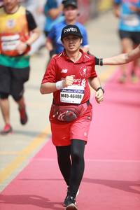 BIB: 46400
                            <button type="button" onclick="openModal(8411068)" class="btn btn-primary btn-sm float-right btn-popup" data-toggle="modal" data-target=".modal-high-quality">
                        <i class="fas fa-shopping-cart"></i> Add to Cart
                    </button>
                                            <button type="button" onclick="isThisMe(8411068, true)" class="btn btn-success btn-sm float-right btn-popup btn-isme hidden" data-toggle="tooltip" data-placement="bottom" title="นี่คือรูปของคุณใช่ไหม คลิกที่นี่เพื่อเอาเข้าอัลบั้ม">
                        <i class="fas fa-plus"></i> Add to album
                    </button>
                    <button type="button" onclick="isThisMe(8411068, false)" class="btn btn-warning btn-sm float-right btn-popup btn-isnotme hidden">
                        <i class="fas fa-ban"></i> Remove from album
                    </button>