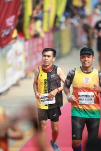 BIB: 45565, 42244
                            <button type="button" onclick="openModal(8216890)" class="btn btn-primary btn-sm float-right btn-popup" data-toggle="modal" data-target=".modal-high-quality">
                        <i class="fas fa-shopping-cart"></i> Add to Cart
                    </button>
                                            <button type="button" onclick="isThisMe(8216890, true)" class="btn btn-success btn-sm float-right btn-popup btn-isme hidden" data-toggle="tooltip" data-placement="bottom" title="นี่คือรูปของคุณใช่ไหม คลิกที่นี่เพื่อเอาเข้าอัลบั้ม">
                        <i class="fas fa-plus"></i> Add to album
                    </button>
                    <button type="button" onclick="isThisMe(8216890, false)" class="btn btn-warning btn-sm float-right btn-popup btn-isnotme hidden">
                        <i class="fas fa-ban"></i> Remove from album
                    </button>