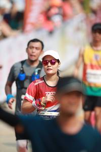 BIB: 4219
                            <button type="button" onclick="openModal(8318873)" class="btn btn-primary btn-sm float-right btn-popup" data-toggle="modal" data-target=".modal-high-quality">
                        <i class="fas fa-shopping-cart"></i> Add to Cart
                    </button>
                                            <button type="button" onclick="isThisMe(8318873, true)" class="btn btn-success btn-sm float-right btn-popup btn-isme hidden" data-toggle="tooltip" data-placement="bottom" title="นี่คือรูปของคุณใช่ไหม คลิกที่นี่เพื่อเอาเข้าอัลบั้ม">
                        <i class="fas fa-plus"></i> Add to album
                    </button>
                    <button type="button" onclick="isThisMe(8318873, false)" class="btn btn-warning btn-sm float-right btn-popup btn-isnotme hidden">
                        <i class="fas fa-ban"></i> Remove from album
                    </button>