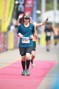 BIB: 40859
                            <button type="button" onclick="openModal(8404892)" class="btn btn-primary btn-sm float-right btn-popup" data-toggle="modal" data-target=".modal-high-quality">
                        <i class="fas fa-shopping-cart"></i> Add to Cart
                    </button>
                                            <button type="button" onclick="isThisMe(8404892, true)" class="btn btn-success btn-sm float-right btn-popup btn-isme hidden" data-toggle="tooltip" data-placement="bottom" title="นี่คือรูปของคุณใช่ไหม คลิกที่นี่เพื่อเอาเข้าอัลบั้ม">
                        <i class="fas fa-plus"></i> Add to album
                    </button>
                    <button type="button" onclick="isThisMe(8404892, false)" class="btn btn-warning btn-sm float-right btn-popup btn-isnotme hidden">
                        <i class="fas fa-ban"></i> Remove from album
                    </button>