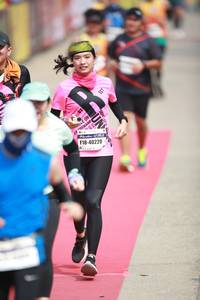 BIB: 40220
                            <button type="button" onclick="openModal(8410293)" class="btn btn-primary btn-sm float-right btn-popup" data-toggle="modal" data-target=".modal-high-quality">
                        <i class="fas fa-shopping-cart"></i> Add to Cart
                    </button>
                                            <button type="button" onclick="isThisMe(8410293, true)" class="btn btn-success btn-sm float-right btn-popup btn-isme hidden" data-toggle="tooltip" data-placement="bottom" title="นี่คือรูปของคุณใช่ไหม คลิกที่นี่เพื่อเอาเข้าอัลบั้ม">
                        <i class="fas fa-plus"></i> Add to album
                    </button>
                    <button type="button" onclick="isThisMe(8410293, false)" class="btn btn-warning btn-sm float-right btn-popup btn-isnotme hidden">
                        <i class="fas fa-ban"></i> Remove from album
                    </button>