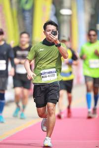 BIB: 42232, 
                            <button type="button" onclick="openModal(8407745)" class="btn btn-primary btn-sm float-right btn-popup" data-toggle="modal" data-target=".modal-high-quality">
                        <i class="fas fa-shopping-cart"></i> Add to Cart
                    </button>
                                            <button type="button" onclick="isThisMe(8407745, true)" class="btn btn-success btn-sm float-right btn-popup btn-isme hidden" data-toggle="tooltip" data-placement="bottom" title="นี่คือรูปของคุณใช่ไหม คลิกที่นี่เพื่อเอาเข้าอัลบั้ม">
                        <i class="fas fa-plus"></i> Add to album
                    </button>
                    <button type="button" onclick="isThisMe(8407745, false)" class="btn btn-warning btn-sm float-right btn-popup btn-isnotme hidden">
                        <i class="fas fa-ban"></i> Remove from album
                    </button>