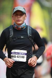 BIB: 42195, 42590
                            <button type="button" onclick="openModal(8404377)" class="btn btn-primary btn-sm float-right btn-popup" data-toggle="modal" data-target=".modal-high-quality">
                        <i class="fas fa-shopping-cart"></i> Add to Cart
                    </button>
                                            <button type="button" onclick="isThisMe(8404377, true)" class="btn btn-success btn-sm float-right btn-popup btn-isme hidden" data-toggle="tooltip" data-placement="bottom" title="นี่คือรูปของคุณใช่ไหม คลิกที่นี่เพื่อเอาเข้าอัลบั้ม">
                        <i class="fas fa-plus"></i> Add to album
                    </button>
                    <button type="button" onclick="isThisMe(8404377, false)" class="btn btn-warning btn-sm float-right btn-popup btn-isnotme hidden">
                        <i class="fas fa-ban"></i> Remove from album
                    </button>