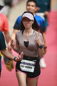 BIB: 421952, 45060
                            <button type="button" onclick="openModal(8318829)" class="btn btn-primary btn-sm float-right btn-popup" data-toggle="modal" data-target=".modal-high-quality">
                        <i class="fas fa-shopping-cart"></i> Add to Cart
                    </button>
                                            <button type="button" onclick="isThisMe(8318829, true)" class="btn btn-success btn-sm float-right btn-popup btn-isme hidden" data-toggle="tooltip" data-placement="bottom" title="นี่คือรูปของคุณใช่ไหม คลิกที่นี่เพื่อเอาเข้าอัลบั้ม">
                        <i class="fas fa-plus"></i> Add to album
                    </button>
                    <button type="button" onclick="isThisMe(8318829, false)" class="btn btn-warning btn-sm float-right btn-popup btn-isnotme hidden">
                        <i class="fas fa-ban"></i> Remove from album
                    </button>