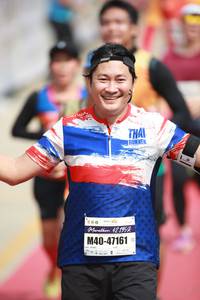 BIB: 42195, 47161
                            <button type="button" onclick="openModal(8413111)" class="btn btn-primary btn-sm float-right btn-popup" data-toggle="modal" data-target=".modal-high-quality">
                        <i class="fas fa-shopping-cart"></i> Add to Cart
                    </button>
                                            <button type="button" onclick="isThisMe(8413111, true)" class="btn btn-success btn-sm float-right btn-popup btn-isme hidden" data-toggle="tooltip" data-placement="bottom" title="นี่คือรูปของคุณใช่ไหม คลิกที่นี่เพื่อเอาเข้าอัลบั้ม">
                        <i class="fas fa-plus"></i> Add to album
                    </button>
                    <button type="button" onclick="isThisMe(8413111, false)" class="btn btn-warning btn-sm float-right btn-popup btn-isnotme hidden">
                        <i class="fas fa-ban"></i> Remove from album
                    </button>