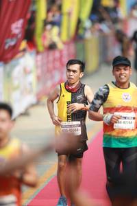 BIB: 47244, 45563
                            <button type="button" onclick="openModal(8216884)" class="btn btn-primary btn-sm float-right btn-popup" data-toggle="modal" data-target=".modal-high-quality">
                        <i class="fas fa-shopping-cart"></i> Add to Cart
                    </button>
                                            <button type="button" onclick="isThisMe(8216884, true)" class="btn btn-success btn-sm float-right btn-popup btn-isme hidden" data-toggle="tooltip" data-placement="bottom" title="นี่คือรูปของคุณใช่ไหม คลิกที่นี่เพื่อเอาเข้าอัลบั้ม">
                        <i class="fas fa-plus"></i> Add to album
                    </button>
                    <button type="button" onclick="isThisMe(8216884, false)" class="btn btn-warning btn-sm float-right btn-popup btn-isnotme hidden">
                        <i class="fas fa-ban"></i> Remove from album
                    </button>