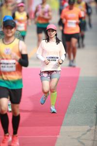 BIB: 47498
                            <button type="button" onclick="openModal(8315664)" class="btn btn-primary btn-sm float-right btn-popup" data-toggle="modal" data-target=".modal-high-quality">
                        <i class="fas fa-shopping-cart"></i> Add to Cart
                    </button>
                                            <button type="button" onclick="isThisMe(8315664, true)" class="btn btn-success btn-sm float-right btn-popup btn-isme hidden" data-toggle="tooltip" data-placement="bottom" title="นี่คือรูปของคุณใช่ไหม คลิกที่นี่เพื่อเอาเข้าอัลบั้ม">
                        <i class="fas fa-plus"></i> Add to album
                    </button>
                    <button type="button" onclick="isThisMe(8315664, false)" class="btn btn-warning btn-sm float-right btn-popup btn-isnotme hidden">
                        <i class="fas fa-ban"></i> Remove from album
                    </button>