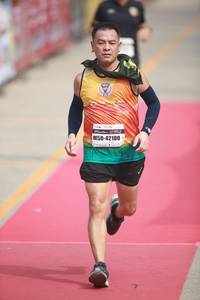 BIB: 121952, 42100
                            <button type="button" onclick="openModal(8403551)" class="btn btn-primary btn-sm float-right btn-popup" data-toggle="modal" data-target=".modal-high-quality">
                        <i class="fas fa-shopping-cart"></i> Add to Cart
                    </button>
                                            <button type="button" onclick="isThisMe(8403551, true)" class="btn btn-success btn-sm float-right btn-popup btn-isme hidden" data-toggle="tooltip" data-placement="bottom" title="นี่คือรูปของคุณใช่ไหม คลิกที่นี่เพื่อเอาเข้าอัลบั้ม">
                        <i class="fas fa-plus"></i> Add to album
                    </button>
                    <button type="button" onclick="isThisMe(8403551, false)" class="btn btn-warning btn-sm float-right btn-popup btn-isnotme hidden">
                        <i class="fas fa-ban"></i> Remove from album
                    </button>