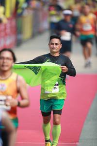 BIB: 205
                            <button type="button" onclick="openModal(8216300)" class="btn btn-primary btn-sm float-right btn-popup" data-toggle="modal" data-target=".modal-high-quality">
                        <i class="fas fa-shopping-cart"></i> Add to Cart
                    </button>
                                            <button type="button" onclick="isThisMe(8216300, true)" class="btn btn-success btn-sm float-right btn-popup btn-isme hidden" data-toggle="tooltip" data-placement="bottom" title="นี่คือรูปของคุณใช่ไหม คลิกที่นี่เพื่อเอาเข้าอัลบั้ม">
                        <i class="fas fa-plus"></i> Add to album
                    </button>
                    <button type="button" onclick="isThisMe(8216300, false)" class="btn btn-warning btn-sm float-right btn-popup btn-isnotme hidden">
                        <i class="fas fa-ban"></i> Remove from album
                    </button>