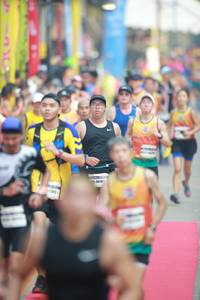 BIB: 4610
                            <button type="button" onclick="openModal(8135719)" class="btn btn-primary btn-sm float-right btn-popup" data-toggle="modal" data-target=".modal-high-quality">
                        <i class="fas fa-shopping-cart"></i> Add to Cart
                    </button>
                                            <button type="button" onclick="isThisMe(8135719, true)" class="btn btn-success btn-sm float-right btn-popup btn-isme hidden" data-toggle="tooltip" data-placement="bottom" title="นี่คือรูปของคุณใช่ไหม คลิกที่นี่เพื่อเอาเข้าอัลบั้ม">
                        <i class="fas fa-plus"></i> Add to album
                    </button>
                    <button type="button" onclick="isThisMe(8135719, false)" class="btn btn-warning btn-sm float-right btn-popup btn-isnotme hidden">
                        <i class="fas fa-ban"></i> Remove from album
                    </button>