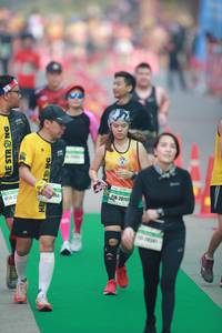 BIB: 201
                            <button type="button" onclick="openModal(8180364)" class="btn btn-primary btn-sm float-right btn-popup" data-toggle="modal" data-target=".modal-high-quality">
                        <i class="fas fa-shopping-cart"></i> Add to Cart
                    </button>
                                            <button type="button" onclick="isThisMe(8180364, true)" class="btn btn-success btn-sm float-right btn-popup btn-isme hidden" data-toggle="tooltip" data-placement="bottom" title="นี่คือรูปของคุณใช่ไหม คลิกที่นี่เพื่อเอาเข้าอัลบั้ม">
                        <i class="fas fa-plus"></i> Add to album
                    </button>
                    <button type="button" onclick="isThisMe(8180364, false)" class="btn btn-warning btn-sm float-right btn-popup btn-isnotme hidden">
                        <i class="fas fa-ban"></i> Remove from album
                    </button>