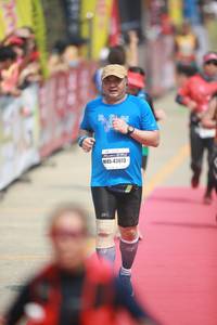 BIB: 43073
                            <button type="button" onclick="openModal(8229541)" class="btn btn-primary btn-sm float-right btn-popup" data-toggle="modal" data-target=".modal-high-quality">
                        <i class="fas fa-shopping-cart"></i> Add to Cart
                    </button>
                                            <button type="button" onclick="isThisMe(8229541, true)" class="btn btn-success btn-sm float-right btn-popup btn-isme hidden" data-toggle="tooltip" data-placement="bottom" title="นี่คือรูปของคุณใช่ไหม คลิกที่นี่เพื่อเอาเข้าอัลบั้ม">
                        <i class="fas fa-plus"></i> Add to album
                    </button>
                    <button type="button" onclick="isThisMe(8229541, false)" class="btn btn-warning btn-sm float-right btn-popup btn-isnotme hidden">
                        <i class="fas fa-ban"></i> Remove from album
                    </button>