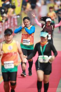 BIB: 47143
                            <button type="button" onclick="openModal(8315538)" class="btn btn-primary btn-sm float-right btn-popup" data-toggle="modal" data-target=".modal-high-quality">
                        <i class="fas fa-shopping-cart"></i> Add to Cart
                    </button>
                                            <button type="button" onclick="isThisMe(8315538, true)" class="btn btn-success btn-sm float-right btn-popup btn-isme hidden" data-toggle="tooltip" data-placement="bottom" title="นี่คือรูปของคุณใช่ไหม คลิกที่นี่เพื่อเอาเข้าอัลบั้ม">
                        <i class="fas fa-plus"></i> Add to album
                    </button>
                    <button type="button" onclick="isThisMe(8315538, false)" class="btn btn-warning btn-sm float-right btn-popup btn-isnotme hidden">
                        <i class="fas fa-ban"></i> Remove from album
                    </button>