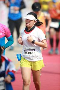 BIB: 421952, 40571
                            <button type="button" onclick="openModal(8219647)" class="btn btn-primary btn-sm float-right btn-popup" data-toggle="modal" data-target=".modal-high-quality">
                        <i class="fas fa-shopping-cart"></i> Add to Cart
                    </button>
                                            <button type="button" onclick="isThisMe(8219647, true)" class="btn btn-success btn-sm float-right btn-popup btn-isme hidden" data-toggle="tooltip" data-placement="bottom" title="นี่คือรูปของคุณใช่ไหม คลิกที่นี่เพื่อเอาเข้าอัลบั้ม">
                        <i class="fas fa-plus"></i> Add to album
                    </button>
                    <button type="button" onclick="isThisMe(8219647, false)" class="btn btn-warning btn-sm float-right btn-popup btn-isnotme hidden">
                        <i class="fas fa-ban"></i> Remove from album
                    </button>