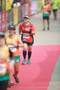 BIB: 46800
                            <button type="button" onclick="openModal(8403301)" class="btn btn-primary btn-sm float-right btn-popup" data-toggle="modal" data-target=".modal-high-quality">
                        <i class="fas fa-shopping-cart"></i> Add to Cart
                    </button>
                                            <button type="button" onclick="isThisMe(8403301, true)" class="btn btn-success btn-sm float-right btn-popup btn-isme hidden" data-toggle="tooltip" data-placement="bottom" title="นี่คือรูปของคุณใช่ไหม คลิกที่นี่เพื่อเอาเข้าอัลบั้ม">
                        <i class="fas fa-plus"></i> Add to album
                    </button>
                    <button type="button" onclick="isThisMe(8403301, false)" class="btn btn-warning btn-sm float-right btn-popup btn-isnotme hidden">
                        <i class="fas fa-ban"></i> Remove from album
                    </button>