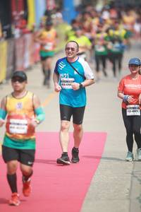 BIB: 4744, 40475
                            <button type="button" onclick="openModal(8232728)" class="btn btn-primary btn-sm float-right btn-popup" data-toggle="modal" data-target=".modal-high-quality">
                        <i class="fas fa-shopping-cart"></i> Add to Cart
                    </button>
                                            <button type="button" onclick="isThisMe(8232728, true)" class="btn btn-success btn-sm float-right btn-popup btn-isme hidden" data-toggle="tooltip" data-placement="bottom" title="นี่คือรูปของคุณใช่ไหม คลิกที่นี่เพื่อเอาเข้าอัลบั้ม">
                        <i class="fas fa-plus"></i> Add to album
                    </button>
                    <button type="button" onclick="isThisMe(8232728, false)" class="btn btn-warning btn-sm float-right btn-popup btn-isnotme hidden">
                        <i class="fas fa-ban"></i> Remove from album
                    </button>