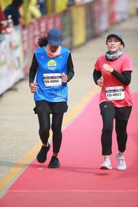 BIB: 45055, 40522
                            <button type="button" onclick="openModal(8403660)" class="btn btn-primary btn-sm float-right btn-popup" data-toggle="modal" data-target=".modal-high-quality">
                        <i class="fas fa-shopping-cart"></i> Add to Cart
                    </button>
                                            <button type="button" onclick="isThisMe(8403660, true)" class="btn btn-success btn-sm float-right btn-popup btn-isme hidden" data-toggle="tooltip" data-placement="bottom" title="นี่คือรูปของคุณใช่ไหม คลิกที่นี่เพื่อเอาเข้าอัลบั้ม">
                        <i class="fas fa-plus"></i> Add to album
                    </button>
                    <button type="button" onclick="isThisMe(8403660, false)" class="btn btn-warning btn-sm float-right btn-popup btn-isnotme hidden">
                        <i class="fas fa-ban"></i> Remove from album
                    </button>