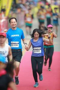 BIB: 42366, 40632
                            <button type="button" onclick="openModal(8197180)" class="btn btn-primary btn-sm float-right btn-popup" data-toggle="modal" data-target=".modal-high-quality">
                        <i class="fas fa-shopping-cart"></i> Add to Cart
                    </button>
                                            <button type="button" onclick="isThisMe(8197180, true)" class="btn btn-success btn-sm float-right btn-popup btn-isme hidden" data-toggle="tooltip" data-placement="bottom" title="นี่คือรูปของคุณใช่ไหม คลิกที่นี่เพื่อเอาเข้าอัลบั้ม">
                        <i class="fas fa-plus"></i> Add to album
                    </button>
                    <button type="button" onclick="isThisMe(8197180, false)" class="btn btn-warning btn-sm float-right btn-popup btn-isnotme hidden">
                        <i class="fas fa-ban"></i> Remove from album
                    </button>