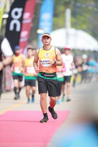 BIB: 424
                            <button type="button" onclick="openModal(8408059)" class="btn btn-primary btn-sm float-right btn-popup" data-toggle="modal" data-target=".modal-high-quality">
                        <i class="fas fa-shopping-cart"></i> Add to Cart
                    </button>
                                            <button type="button" onclick="isThisMe(8408059, true)" class="btn btn-success btn-sm float-right btn-popup btn-isme hidden" data-toggle="tooltip" data-placement="bottom" title="นี่คือรูปของคุณใช่ไหม คลิกที่นี่เพื่อเอาเข้าอัลบั้ม">
                        <i class="fas fa-plus"></i> Add to album
                    </button>
                    <button type="button" onclick="isThisMe(8408059, false)" class="btn btn-warning btn-sm float-right btn-popup btn-isnotme hidden">
                        <i class="fas fa-ban"></i> Remove from album
                    </button>