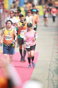 BIB: 46824, 487
                            <button type="button" onclick="openModal(8413218)" class="btn btn-primary btn-sm float-right btn-popup" data-toggle="modal" data-target=".modal-high-quality">
                        <i class="fas fa-shopping-cart"></i> Add to Cart
                    </button>
                                            <button type="button" onclick="isThisMe(8413218, true)" class="btn btn-success btn-sm float-right btn-popup btn-isme hidden" data-toggle="tooltip" data-placement="bottom" title="นี่คือรูปของคุณใช่ไหม คลิกที่นี่เพื่อเอาเข้าอัลบั้ม">
                        <i class="fas fa-plus"></i> Add to album
                    </button>
                    <button type="button" onclick="isThisMe(8413218, false)" class="btn btn-warning btn-sm float-right btn-popup btn-isnotme hidden">
                        <i class="fas fa-ban"></i> Remove from album
                    </button>