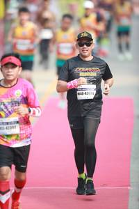 BIB: 42630, 42393
                            <button type="button" onclick="openModal(8212152)" class="btn btn-primary btn-sm float-right btn-popup" data-toggle="modal" data-target=".modal-high-quality">
                        <i class="fas fa-shopping-cart"></i> Add to Cart
                    </button>
                                            <button type="button" onclick="isThisMe(8212152, true)" class="btn btn-success btn-sm float-right btn-popup btn-isme hidden" data-toggle="tooltip" data-placement="bottom" title="นี่คือรูปของคุณใช่ไหม คลิกที่นี่เพื่อเอาเข้าอัลบั้ม">
                        <i class="fas fa-plus"></i> Add to album
                    </button>
                    <button type="button" onclick="isThisMe(8212152, false)" class="btn btn-warning btn-sm float-right btn-popup btn-isnotme hidden">
                        <i class="fas fa-ban"></i> Remove from album
                    </button>