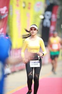 BIB: 40542
                            <button type="button" onclick="openModal(8406320)" class="btn btn-primary btn-sm float-right btn-popup" data-toggle="modal" data-target=".modal-high-quality">
                        <i class="fas fa-shopping-cart"></i> Add to Cart
                    </button>
                                            <button type="button" onclick="isThisMe(8406320, true)" class="btn btn-success btn-sm float-right btn-popup btn-isme hidden" data-toggle="tooltip" data-placement="bottom" title="นี่คือรูปของคุณใช่ไหม คลิกที่นี่เพื่อเอาเข้าอัลบั้ม">
                        <i class="fas fa-plus"></i> Add to album
                    </button>
                    <button type="button" onclick="isThisMe(8406320, false)" class="btn btn-warning btn-sm float-right btn-popup btn-isnotme hidden">
                        <i class="fas fa-ban"></i> Remove from album
                    </button>