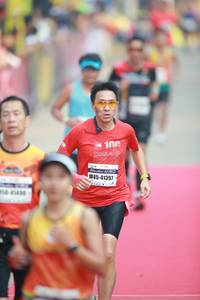 BIB: 100, 41397
                            <button type="button" onclick="openModal(8142246)" class="btn btn-primary btn-sm float-right btn-popup" data-toggle="modal" data-target=".modal-high-quality">
                        <i class="fas fa-shopping-cart"></i> Add to Cart
                    </button>
                                            <button type="button" onclick="isThisMe(8142246, true)" class="btn btn-success btn-sm float-right btn-popup btn-isme hidden" data-toggle="tooltip" data-placement="bottom" title="นี่คือรูปของคุณใช่ไหม คลิกที่นี่เพื่อเอาเข้าอัลบั้ม">
                        <i class="fas fa-plus"></i> Add to album
                    </button>
                    <button type="button" onclick="isThisMe(8142246, false)" class="btn btn-warning btn-sm float-right btn-popup btn-isnotme hidden">
                        <i class="fas fa-ban"></i> Remove from album
                    </button>