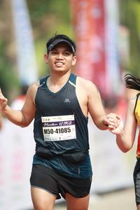 BIB: 42195, 41085
                            <button type="button" onclick="openModal(8405254)" class="btn btn-primary btn-sm float-right btn-popup" data-toggle="modal" data-target=".modal-high-quality">
                        <i class="fas fa-shopping-cart"></i> Add to Cart
                    </button>
                                            <button type="button" onclick="isThisMe(8405254, true)" class="btn btn-success btn-sm float-right btn-popup btn-isme hidden" data-toggle="tooltip" data-placement="bottom" title="นี่คือรูปของคุณใช่ไหม คลิกที่นี่เพื่อเอาเข้าอัลบั้ม">
                        <i class="fas fa-plus"></i> Add to album
                    </button>
                    <button type="button" onclick="isThisMe(8405254, false)" class="btn btn-warning btn-sm float-right btn-popup btn-isnotme hidden">
                        <i class="fas fa-ban"></i> Remove from album
                    </button>