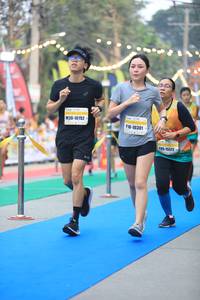 BIB: 10192, 10301, 15572
                            <button type="button" onclick="openModal(7523338)" class="btn btn-primary btn-sm float-right btn-popup" data-toggle="modal" data-target=".modal-high-quality">
                        <i class="fas fa-shopping-cart"></i> Add to Cart
                    </button>
                                            <button type="button" onclick="isThisMe(7523338, true)" class="btn btn-success btn-sm float-right btn-popup btn-isme hidden" data-toggle="tooltip" data-placement="bottom" title="นี่คือรูปของคุณใช่ไหม คลิกที่นี่เพื่อเอาเข้าอัลบั้ม">
                        <i class="fas fa-plus"></i> Add to album
                    </button>
                    <button type="button" onclick="isThisMe(7523338, false)" class="btn btn-warning btn-sm float-right btn-popup btn-isnotme hidden">
                        <i class="fas fa-ban"></i> Remove from album
                    </button>